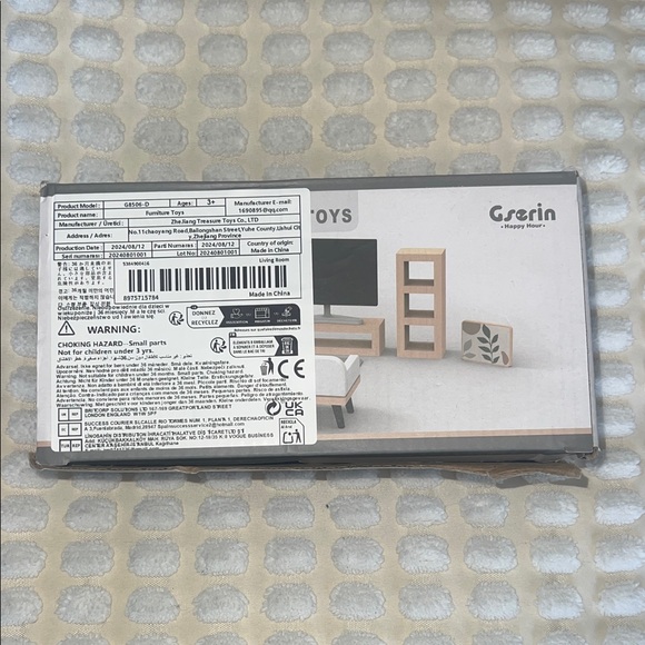 Assorted Home Decor Set - Picture 10 of 10